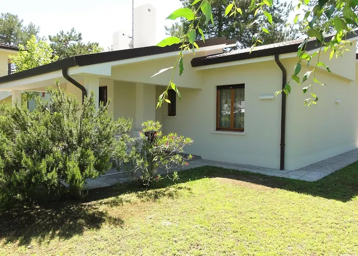 With Shared Pools And Garden *